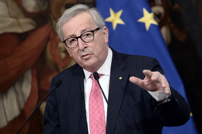 Predsednik Evropske komisije Jean-Claude Juncker je za nemško medijsko skupino Funke Mediengruppe menil, da bi lahko nemška...