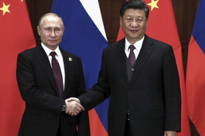 Ruski predsednik Vladimir Putin in kitajski predsednik Xi Jinping.