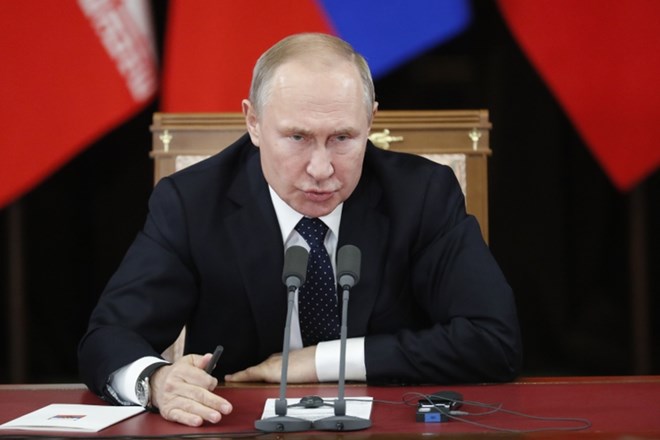 Putin in Zelenski se dražita z državljanstvi
