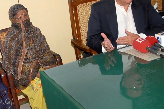 Asia Bibi, kristjanka, ki so jo v Pakistanu sprva obsodili na smrtno kazen zaradi bogokletja.