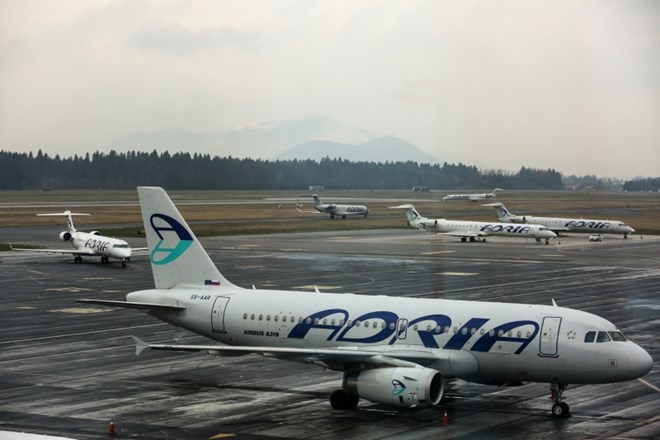 Letalska šola Adria Airways ima danes dan odprtih vrat.