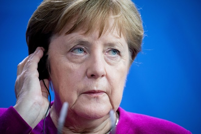 Angela Merkel zavrnila možnost odhoda v Bruselj