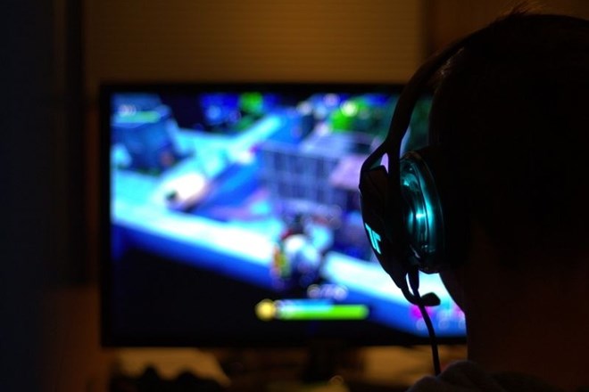 WHO zasvojenost s spolnostjo in videoigrami uvrstila med bolezni