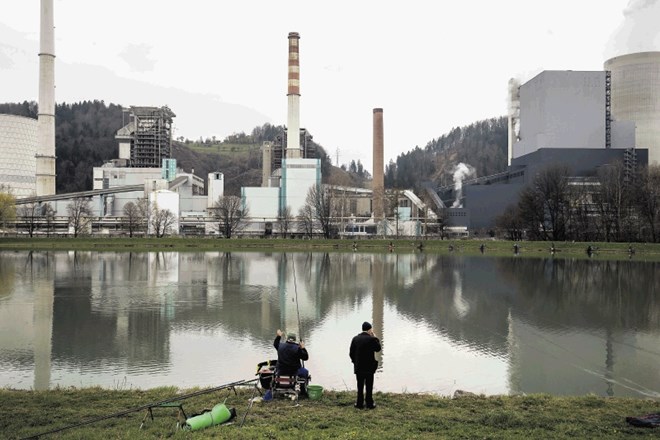 K neambicioznosti slovenskih ciljev gotovo bistveno prispeva dejstvo, da bo ključen energetski objekt, ki deluje na premog,...