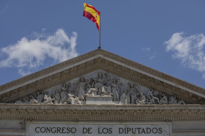 Španski parlament suspendiral priprte katalonske poslance
