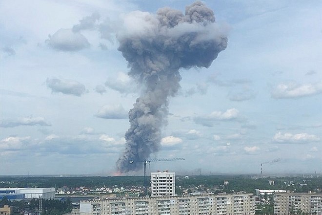 Število ranjenih v eksplozijah v ruski tovarni streliva naraslo na 85