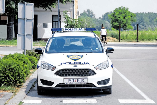 V poletni sezoni bodo hrvaški policisti še posebej skrbno nadzorovali promet. Foto: iStock