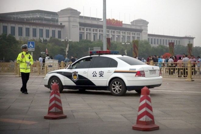 V Pekingu je danes poostrena varnost.