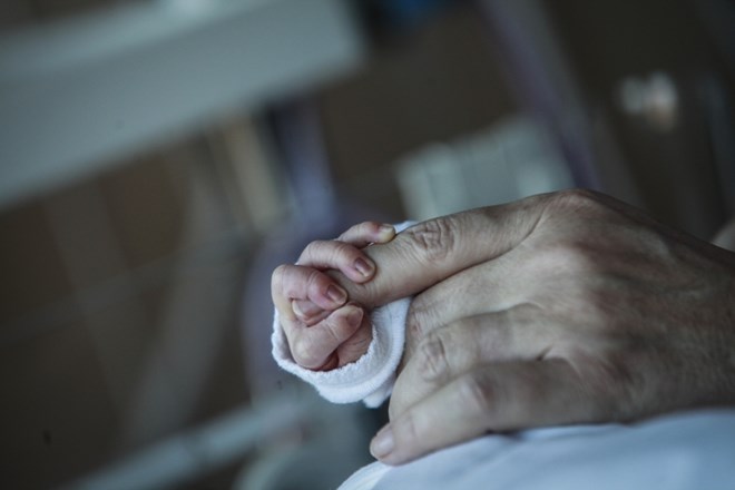 Vlada je danes sprejela sklep o izvrševanju ustanoviteljskih obveznosti v Bolnišnici za ginekologijo in porodništvo Kranj, s...