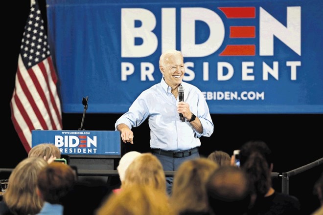 Joe Biden se je včeraj predvolilno že ogreval s prebivalci Clintona v zvezni državi Iowi, ki igra pomembno vlogo v...