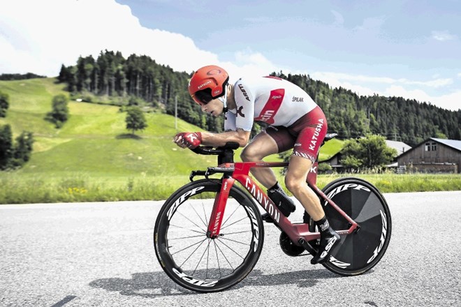 Simon Špilak, zmagovalec švicarskega Toura v letih 2015 in 2017, trenutno zaostaja 39 sekund, njegovi dnevi pa prihajajo...