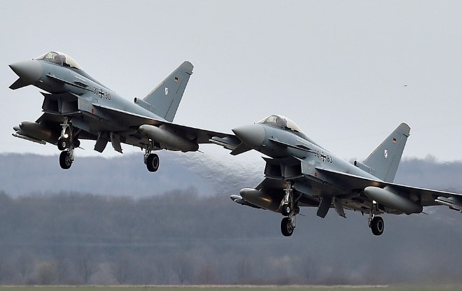 #video Na severu Nemčije strmoglavili dve vojaški letali
