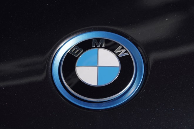 BMW napovedal vsaj 13 električnih modelov do leta 2023