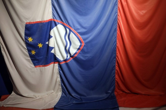 Slovenija zamuja s prenosom sedmih evropskih direktiv