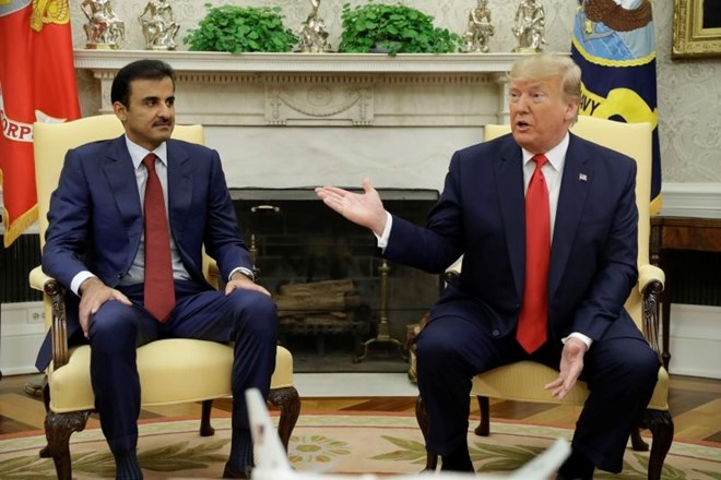 Med pogovori v Beli hiši so ZDA s Katarjem podpisale nekaj obsežnih pogodb o katarskih nakupih ameriških letal in...