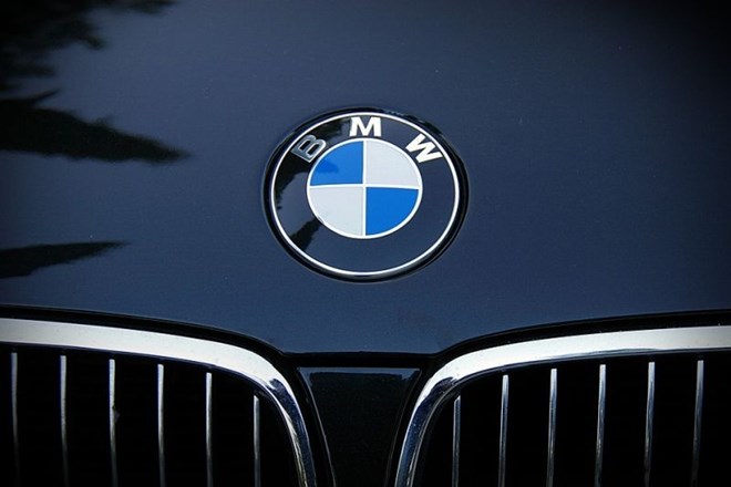 BMW predvsem zahvaljujoč Kitajski junija z višjo prodajo