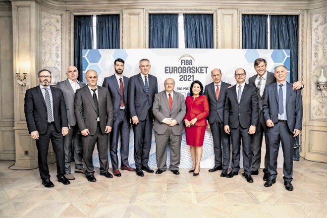 Vladimer Boisa (drugi z desne) je bil skupaj z ostalo gruzijsko delegacijo v Münchnu prešerno razpoložen, saj bodo leta 2021...
