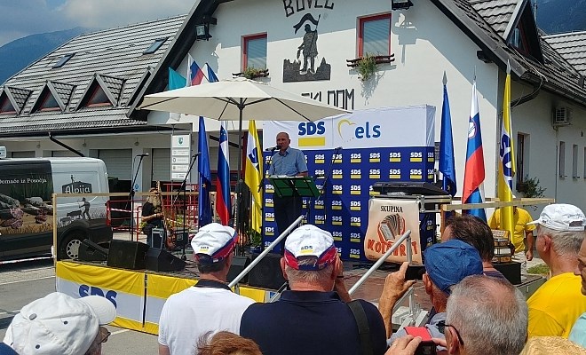 Janša na poletnem taboru SDS izpostavil krepitev stranke v volilnem letu