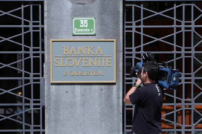 Banka Slovenije: Za stališče do libre še premalo informacij
