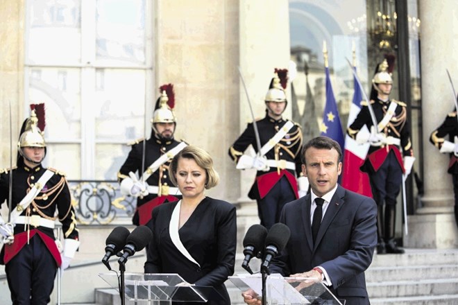 Slovaška predsednica Zuzana Čaputova na obisku pri francoskem predsedniku Macronu