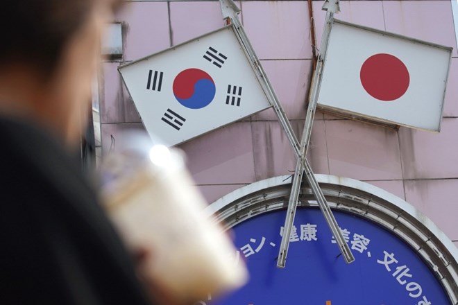 Spor med Japonsko in Južno Korejo se stopnjuje
