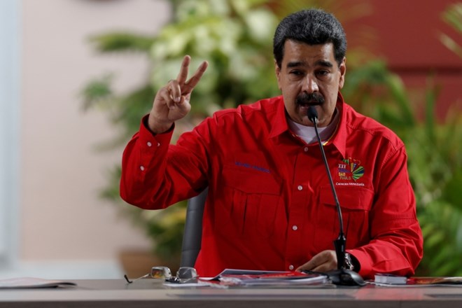 Venezuelski predsednik Nicolas Maduro je v sredo prekinil pogovore z opozicijo o rešitvi politične krize v državi.