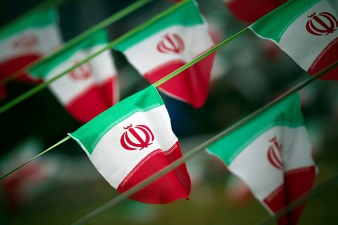 Iran razkril nov sistem zračne obrambe
