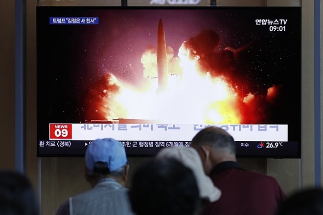 Severna Koreja izstrelila novi raketi kratkega dosega