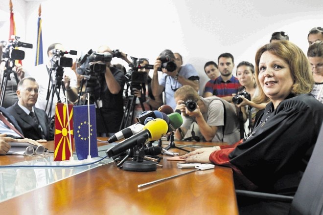 Posebna tožilka Janeva je bila zaradi  pregona premierja Gruevskega  v središču pozornosti javnosti. Zdaj je tam iz drugačnih...