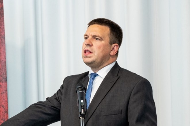 Estonski premier Juri Ratas je danes pričakovano prestal glasovanje o nezaupnici.