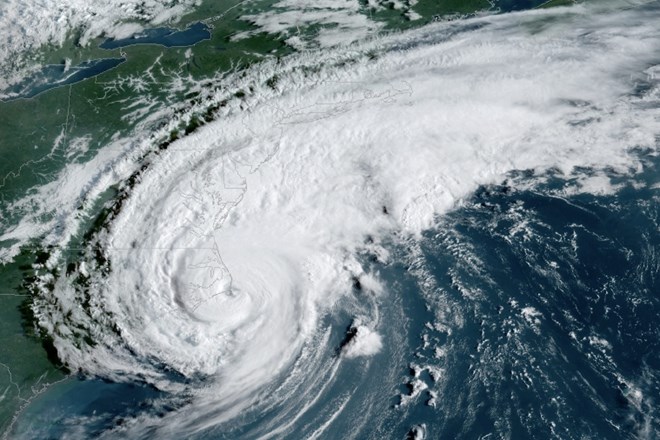 Satelitska slika orkana Dorian