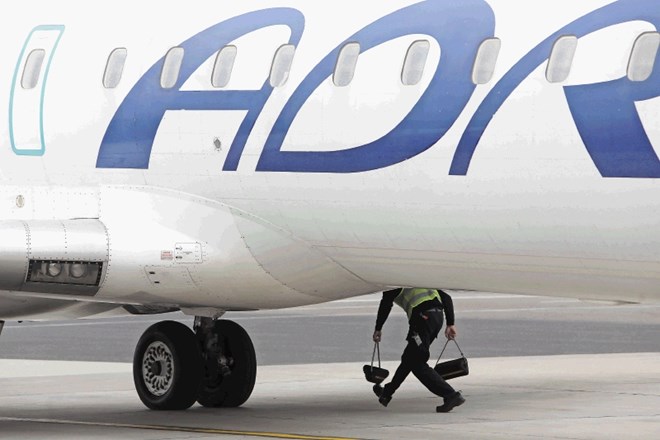 Agencija še čaka na revidirano letno poročilo Adrie Airways