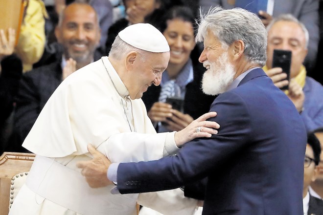 Papež Frančišek in Pedro Opeka se dobro razumeta. Foto: Reuters
