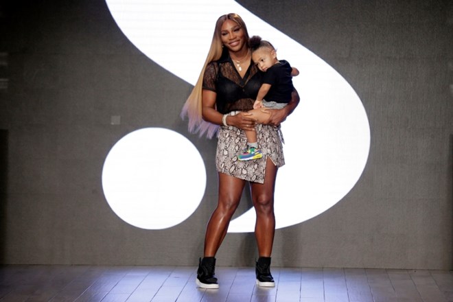 Serena Williams je na predstavitvi svoje nove kolekcije s seboj imela tudi hčerko Alexis.