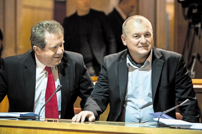 Marjan Maučec (levo) je v državnem svetu predlagal zahtevo za ustanovitev preiskovalne komisije, v kateri bi poslanci...