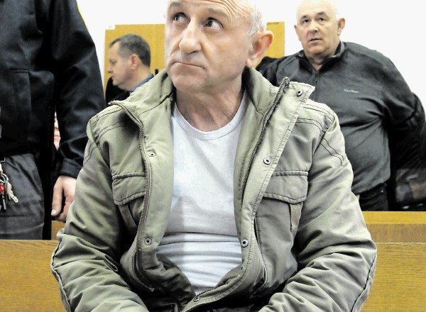 Senad Softić si v ponovljenem prvostopenjskem sojenju obeta, da bo zaradi hladnokrvnega zločina, ki ga je zagrešil, obsojen...