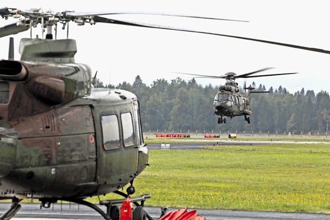 Vojaški helikopterji Ljubljansko barje preletavajo vsak četrtek.