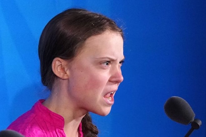 Švedska okoljska aktivistka   Greta Thunberg je jezno opozorila državne voditelje, da so ji ukradli  otroštvo.