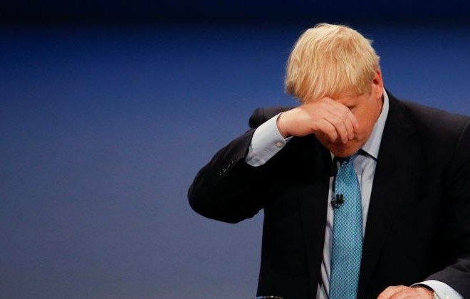Bo moral Johnson v zapor, če bo brexit brez sporazuma?