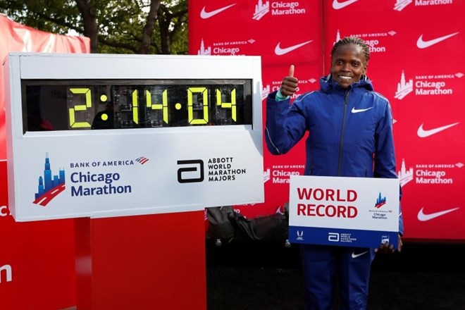 #video Brigid Kosgei v Chicagu podrla svetovni rekord v maratonu