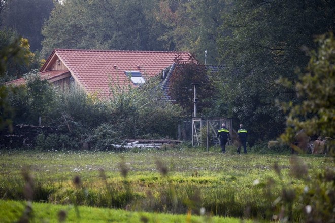 Na Nizozemskem aretirali še očeta izoliranih otrok s kmetije