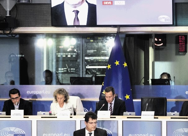 Vox Populi: Zadovoljni z resorjem v evropski komisiji  za krizno upravljanje