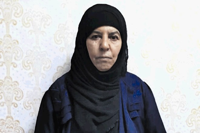Fotografija Bagdadijeve starejše sestre Rasmije Avad, ki so jo Turki aretirali v sirskem mestu Azaz nekaj kilometrov od...
