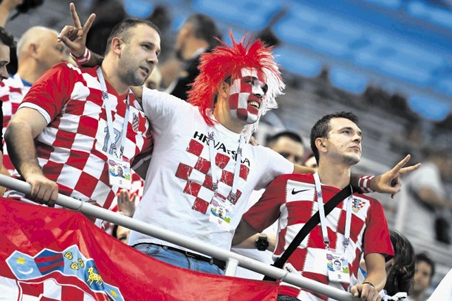Reški navijači so se razveselili prihoda hrvaške reprezentance v Kvarner, saj so bile vstopnice za tekmo razprodane v enem...