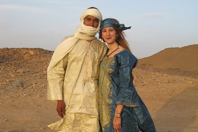 Mira Delavec Touhami je poročena  Tuaregom. Puščava jo je povsem prevzela, zato so jo poimenovali kar hči puščave. (Foto:...