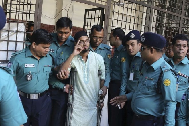 V Bangladešu na smrt obsodili sedem islamistov zaradi napada na tujce