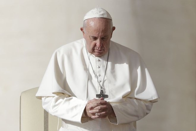 Papež priznal, da ima Vatikan težave s finančno korupcijo