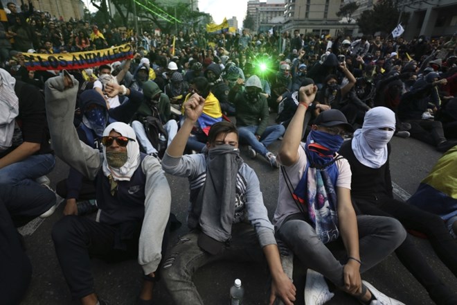 V Kolumbiji znova množični protivladni protesti