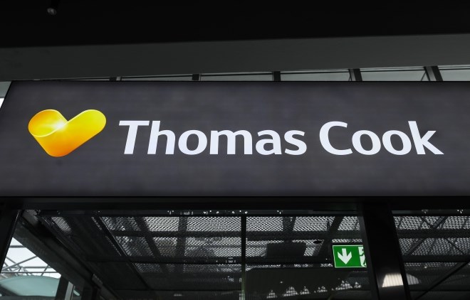 Nemška vlada bo priskočila na pomoč potrošnikom, ki jih je prizadel propad nemške podružnice potovalnega velikana Thomas...