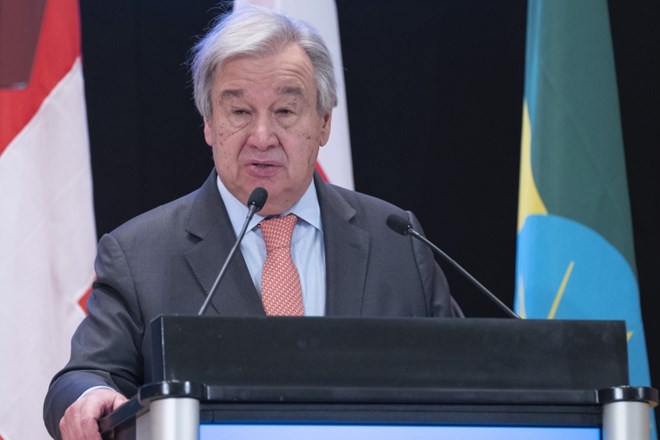 Generalni sekretar ZN Antonio Guterres je ob začetku prvega globalnega foruma o beguncih v Ženevi danes države poklical k...